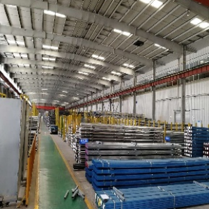 high-precision cold-forming galvanized steel tubes and high-precision painted tubes, including square rectangular steel tubes, oval steel tubes and circular steel tubes.